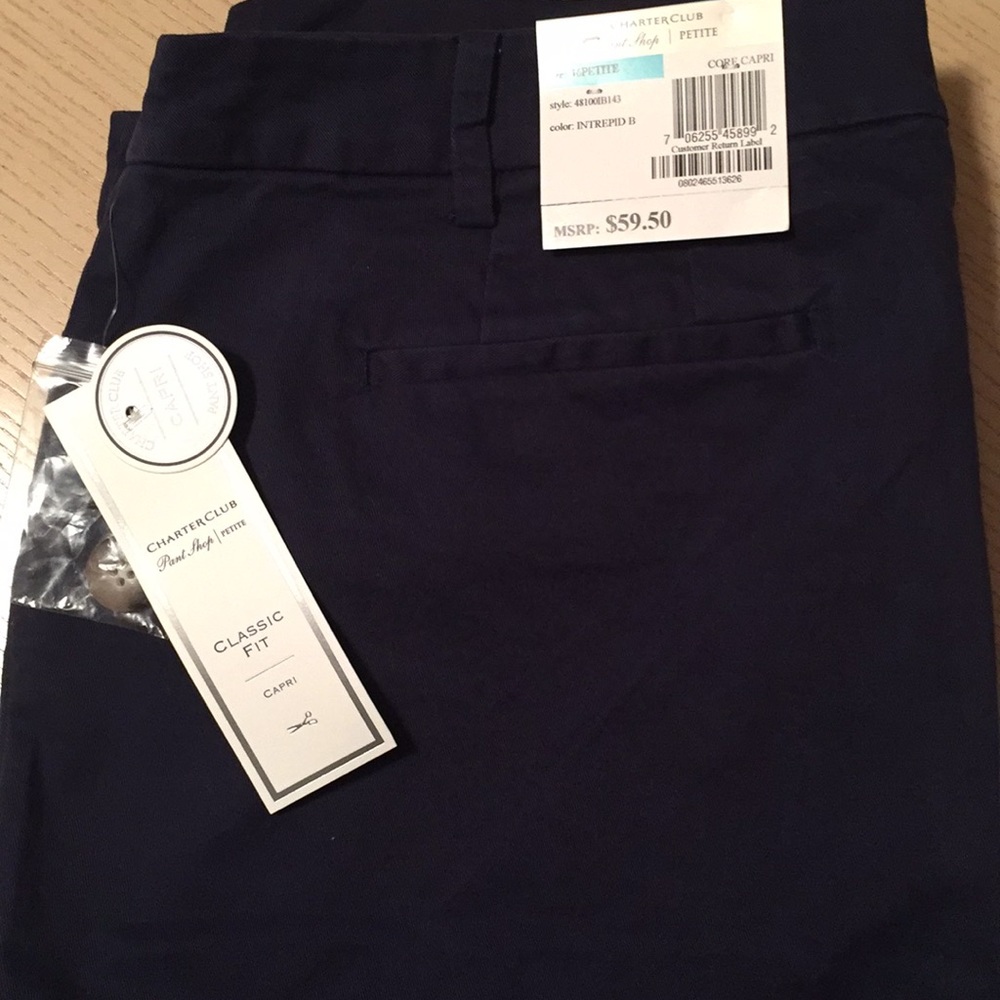 Character Club Capri